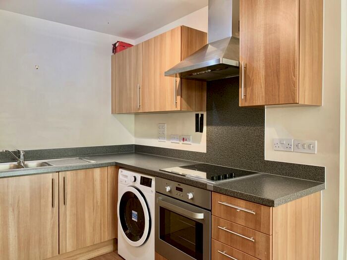 2 Bedroom Apartment To Rent In Horizon Building, Southsea, PO4