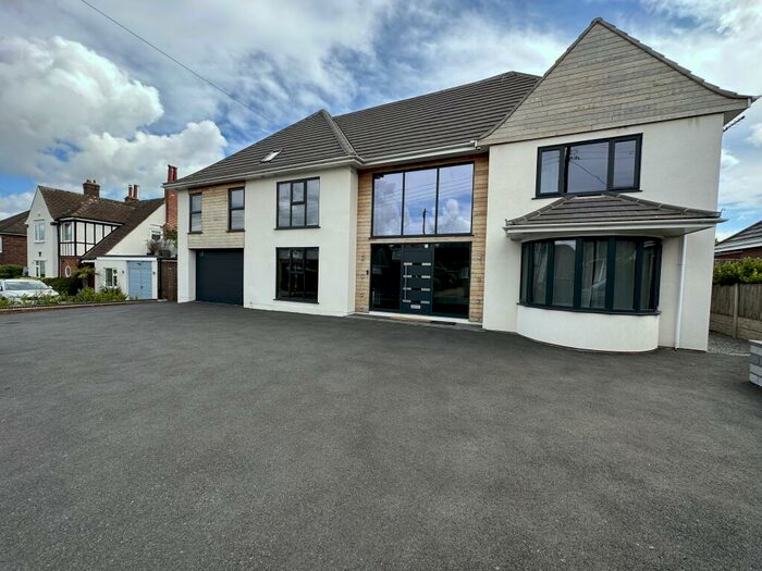 5 Bedroom House To Rent In Warren Road, Gorleston, Great Yarmouth, NR31