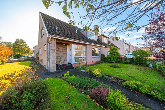 3 Bedroom Semi-Detached House For Sale In Tarvit Drive, Cupar, KY15
