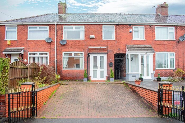 3 Bedroom Terraced House For Sale In Kirkby Avenue, Moston, Manchester, M40