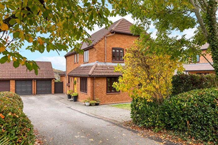 4 Bedroom Detached House For Sale In Watercress Close, Stevenage, Hertfordshire, SG2