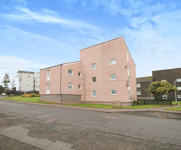 2 Bedroom Flat To Rent In Dochart Terrace, Dundee, DD2