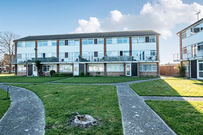 2 Bedroom Maisonette For Sale In St. Thomas Court, Pagham, Bognor Regis, PO21