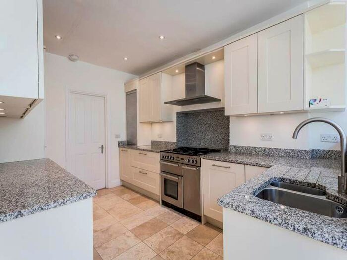 5 Bedroom House To Rent In Delamere Road, Ealing, London, W5