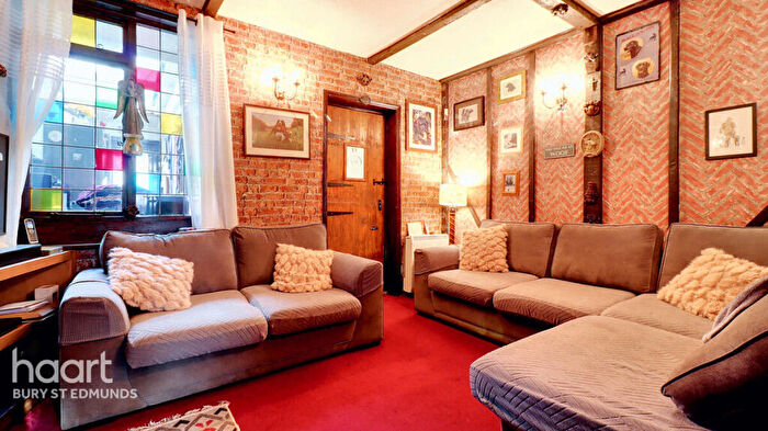3 Bedroom Terraced House For Sale In Klondyke, Bury St Edmunds, IP32