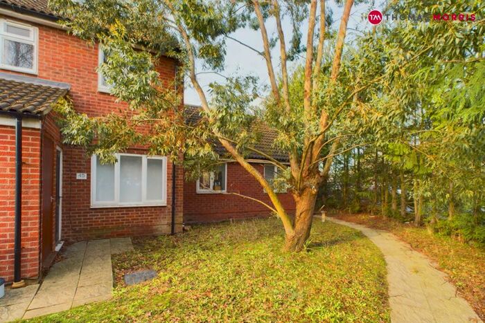 2 Bedroom Apartment To Rent In Ouse Road, St Ives, Cambs, PE27