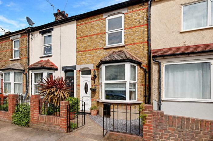 3 Bedroom Terraced House For Sale In Belmont Road, Grays, Essex, RM17