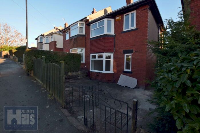 3 Bedroom Semi-Detached House To Rent In Windmill Lane, Sheffield, S5