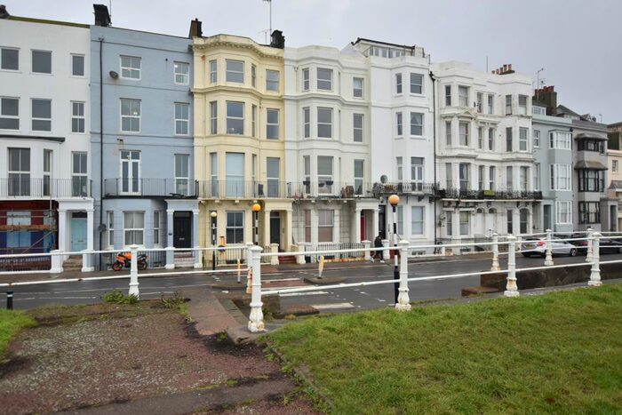2 Bedroom Flat To Rent In Marina, St. Leonards-On-Sea, TN38