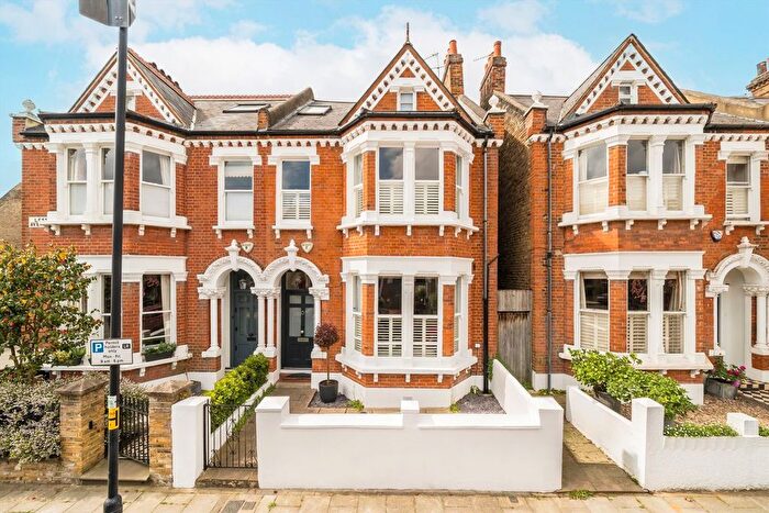 5 Bedroom Property For Sale In Lessar Avenue, Clapham, SW4