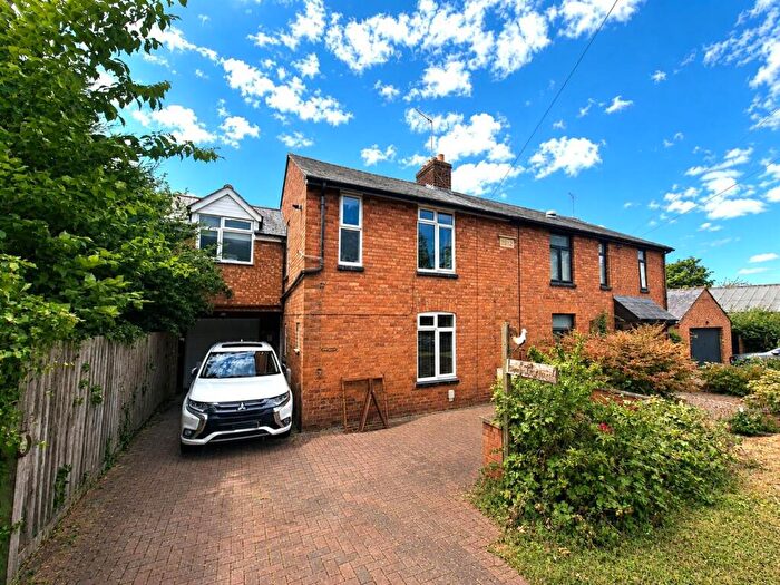 4 Bedroom Semi Detached House For Sale In Bedford Road, Little Houghton, Northampton, NN7