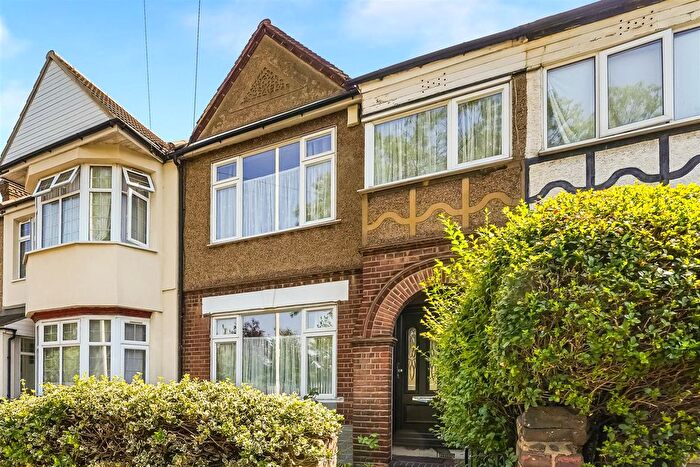3 Bedroom Terraced House For Sale In South Park Drive, Seven Kings, IG3