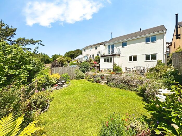 4 Bedroom Detached House For Sale In Helston, Beautifully Presented Four Bed Home, TR13