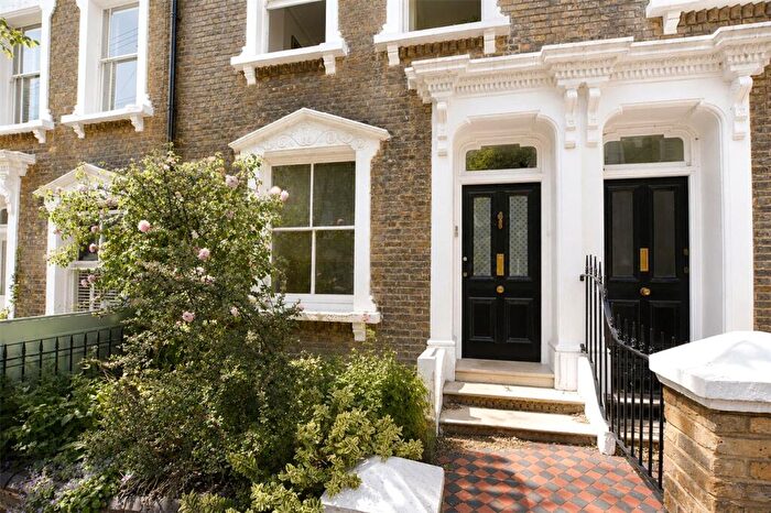 1 Bedroom Apartment To Rent In Quentin Road, Blackheath, London, SE13
