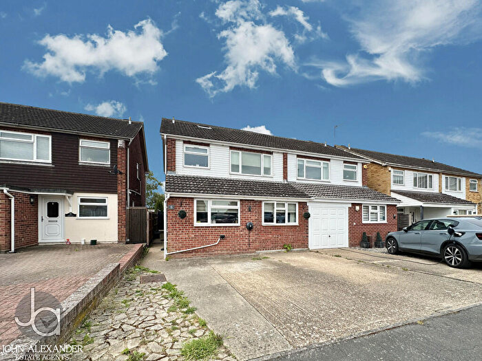 5 Bedroom Semi-Detached House For Sale In Norbury Close, Marks Tey, Colchester, CO6
