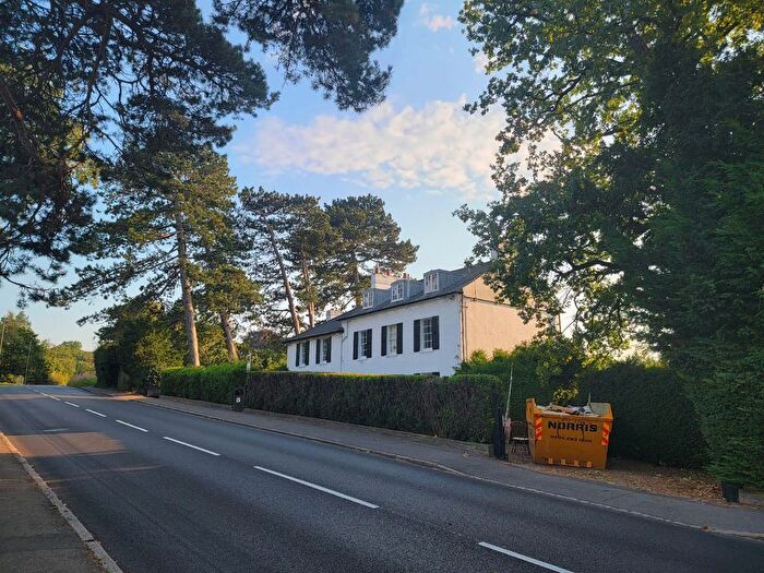 6 Bedroom Detached House To Rent In Heathfield Road, Bromley, BR2