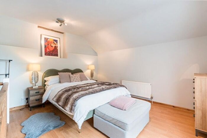 4 Bedroom Cottage To Rent In Oakley Park, Frilford Heath, OX13