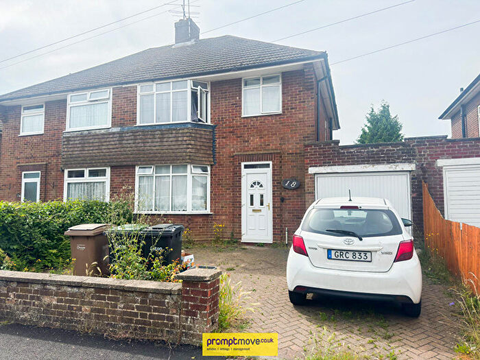 3 Bedroom Semi-Detached House To Rent In Moat Lane Luton, LU3