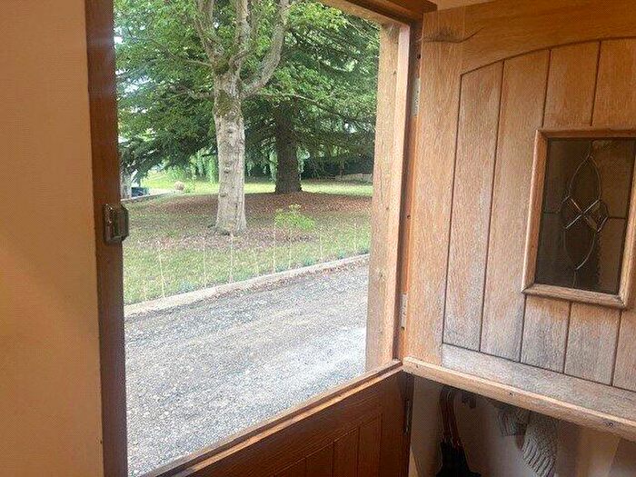 1 Bedroom Apartment To Rent In Effingham Common, Effingham, Leatherhead, Surrey, KT24