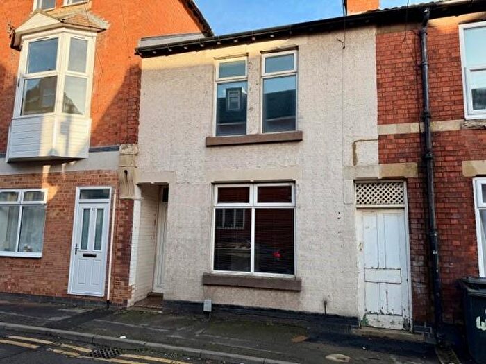 2 Bedroom Terraced House For Sale In Wellington Street, Kettering, NN16