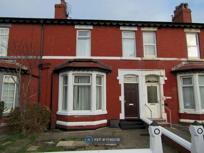 2 Bedroom Flat To Rent In First Floor Sherbourne Road, Blackpool, FY1