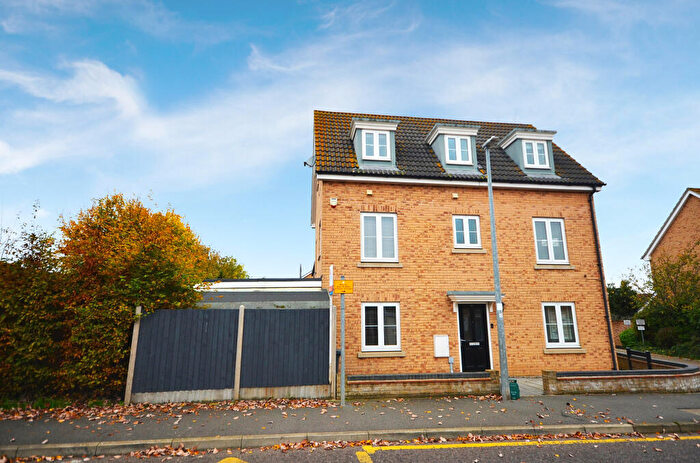 4 Bedroom Detached House To Rent In Deerleap Way, Braintree, CM7