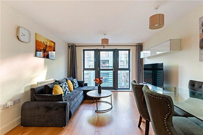 1 Bedroom Flat For Sale In Spa Road, London, SE16
