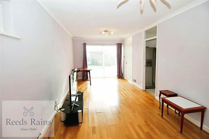 3 Bedroom Bungalow For Sale In Combe Drive, Newcastle Upon Tyne, Tyne And Wear, NE15