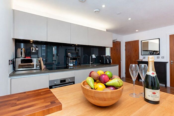 1 Bedroom Flat For Sale In Munday Street, Manchester, M4