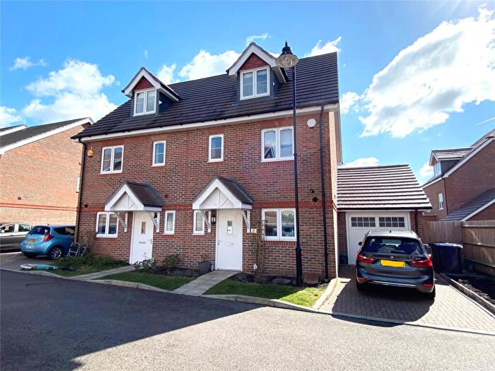 4 Bedroom Semi-Detached House For Sale In Jersey Close, Knaphill, Woking, Surrey, GU21