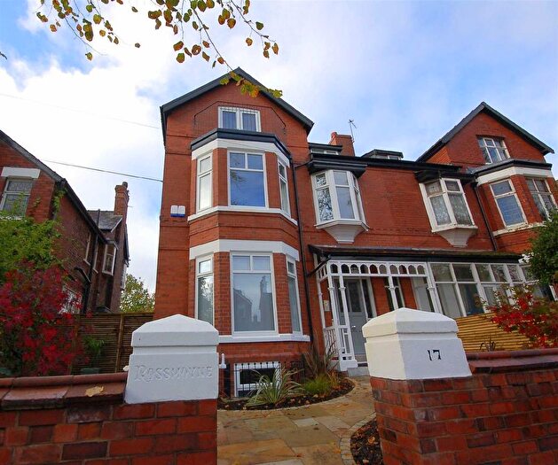 2 Bedroom Flat To Rent In Chandos Road, Chorlton, Manchester, M21