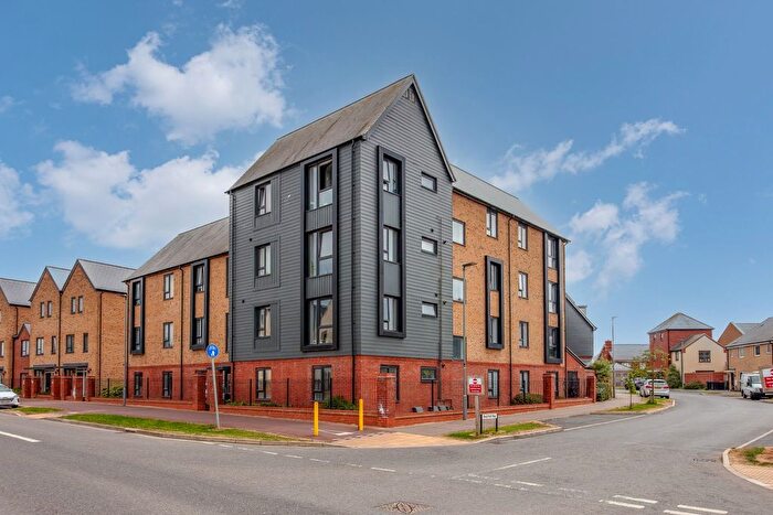 2 Bedroom Flat For Sale In Barrosa Way, Whitehouse, Milton Keynes, MK8