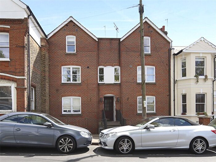1 Bedroom Flat To Rent In Amyand Park Road, St Margarets, Twickenham, TW1