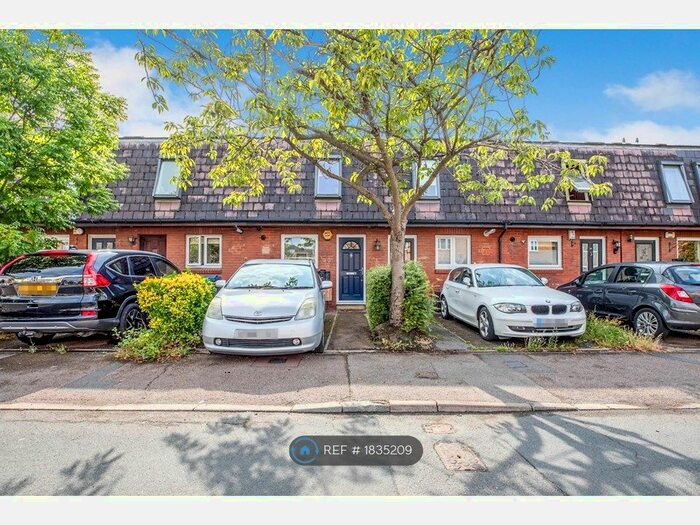 2 Bedroom Terraced House To Rent In East Road, London, SW19
