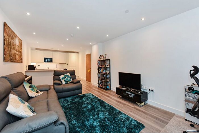 1 Bedroom Flat For Sale In Hoy Close, London, NW9