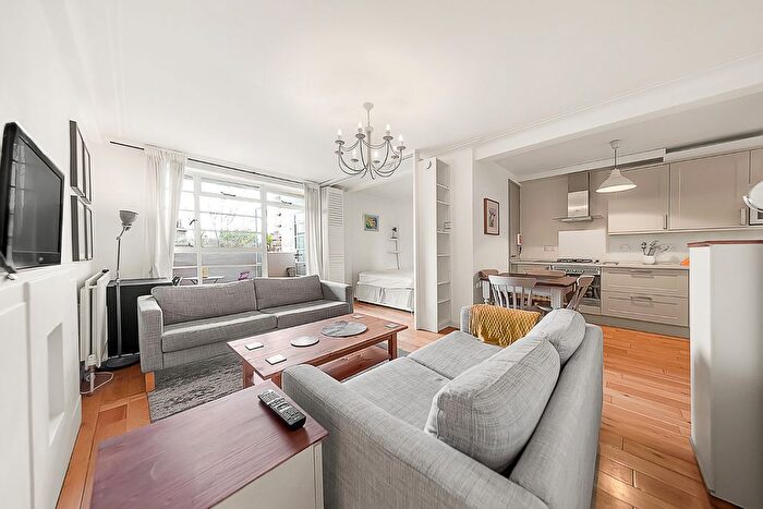 1 Bedroom Studio To Rent In Lichfield Court, Sheen Road, Richmond, Surrey, TW9