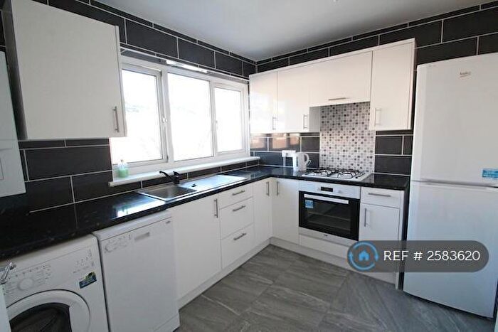 1 Bedroom Flat To Rent In Conistone Way, London, N7