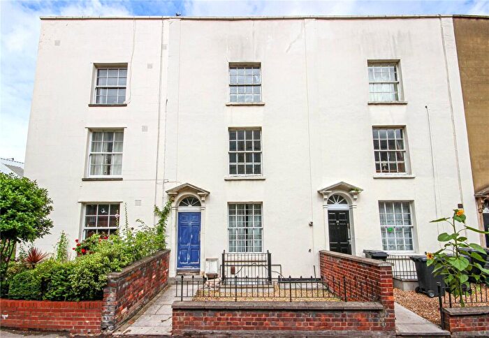 6 Bedroom Terraced House To Rent In Bath Buildings, Montpelier, Bristol, BS6