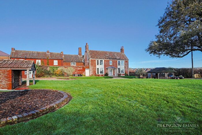 8 Bedroom Link Detached House For Sale In Newton Road, North Petherton, Bridgwater, Somerset, TA6