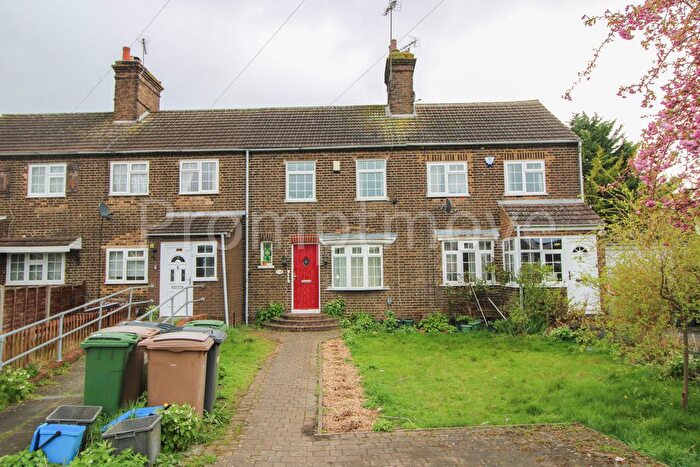 3 Bedroom Property To Rent In Moat Lane, Luton, LU3
