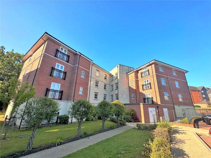 1 Bedroom Apartment To Rent In Honington Mews, Farnborough, Hampshire, GU14