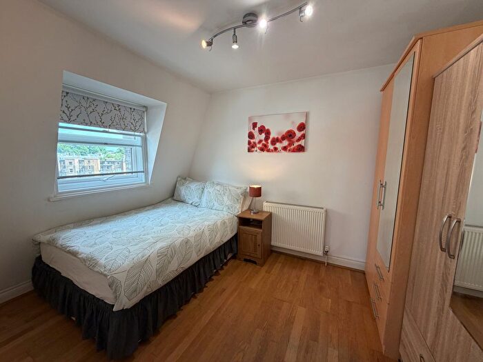Studio To Rent In Cromwell Road, London, SW7