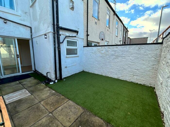 2 Bedroom House To Rent In Jubilee Road, Crosby, L23
