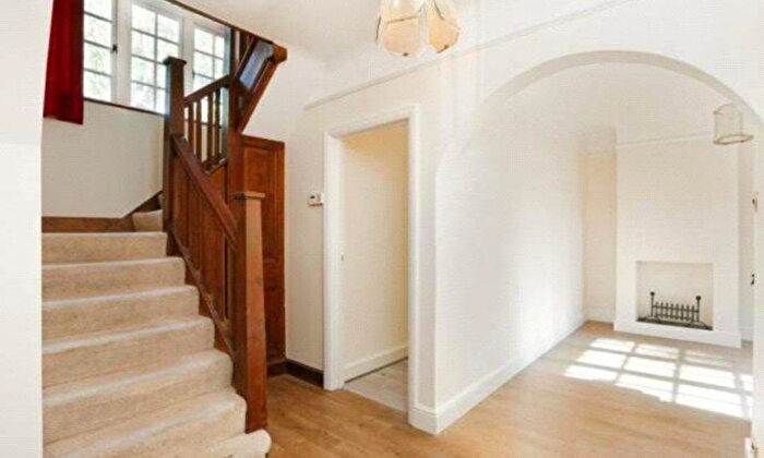 5 Bedroom House To Rent In Brassey Road, Oxted, RH8