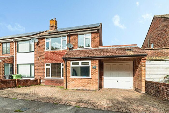 3 Bedroom Semi-Detached House For Sale In Hawthorn Way, Basingstoke, Hampshire, RG23