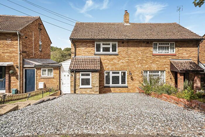 2 Bedroom Semi-Detached House For Sale In Parkfield, Markyate, St. Albans, AL3