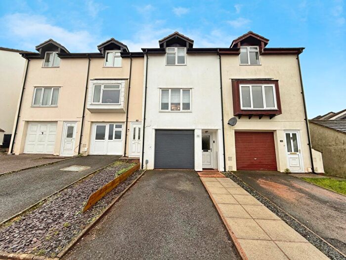 2 Bedroom Terraced House For Sale In Elliott Close, Exeter, EX4