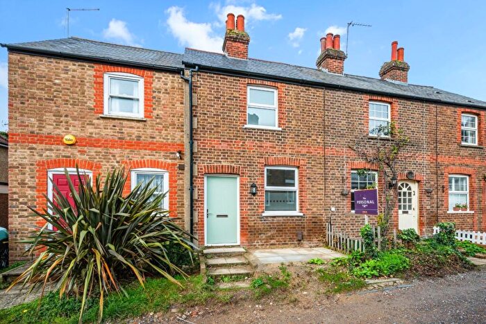 2 Bedroom House For Sale In Meadow Walk, Ewell Village, KT17