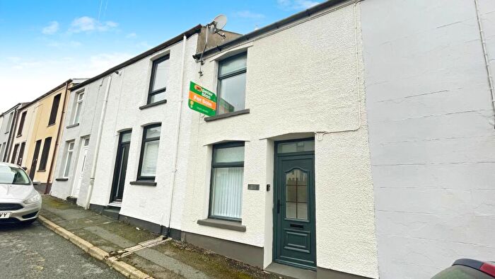 2 Bedroom House To Rent In Upper Hill Street, Blaenavon, Pontypool, NP4