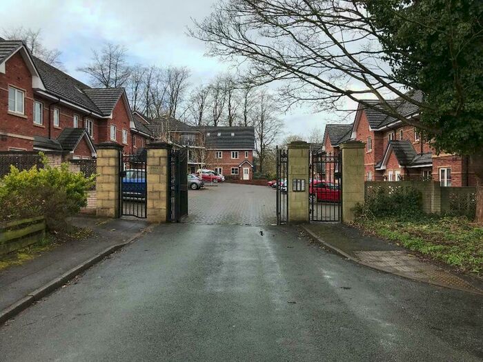 2 Bedroom Apartment To Rent In Kingsley Hall, Off Limewood Grove, Newcastle Under Lyme, Staffordshire, ST5